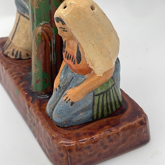 Vintage MCM Mexicans  Couple  Cactus Salt & Pepper Shakers Kitsch - Picture 5 of 8